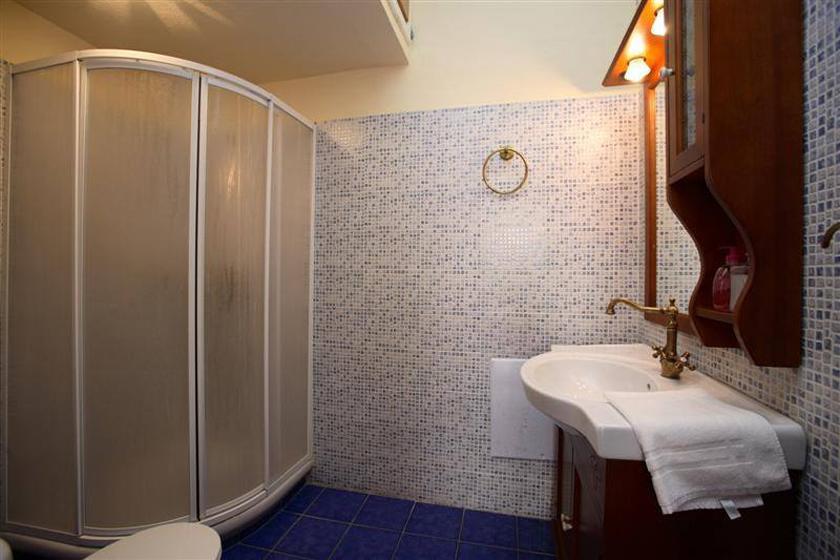 Mirsinia Apartments - Skopelos Loutraki  Buitenkant foto
