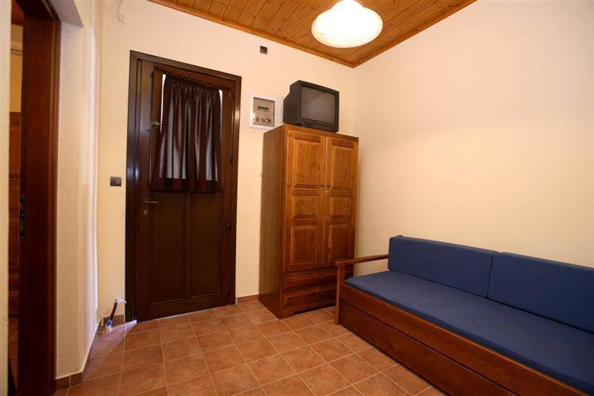Mirsinia Apartments - Skopelos Loutraki  Buitenkant foto