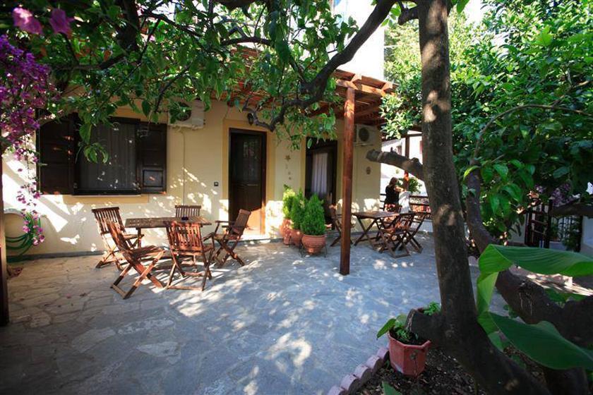 Mirsinia Apartments - Skopelos Loutraki  Buitenkant foto