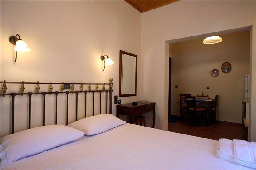 Mirsinia Apartments - Skopelos Loutraki  Buitenkant foto